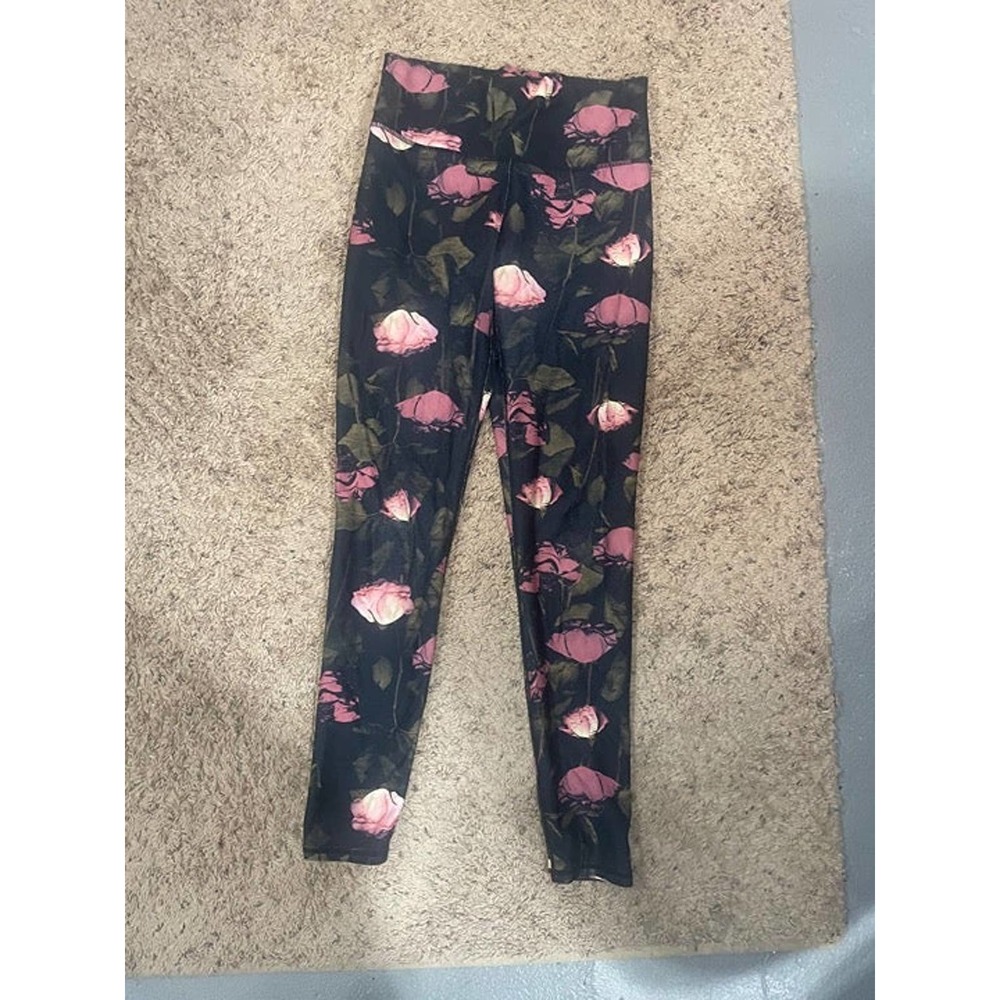 Fabletics High-Waisted Printed PowerHold Leggings in Rose Romance XS